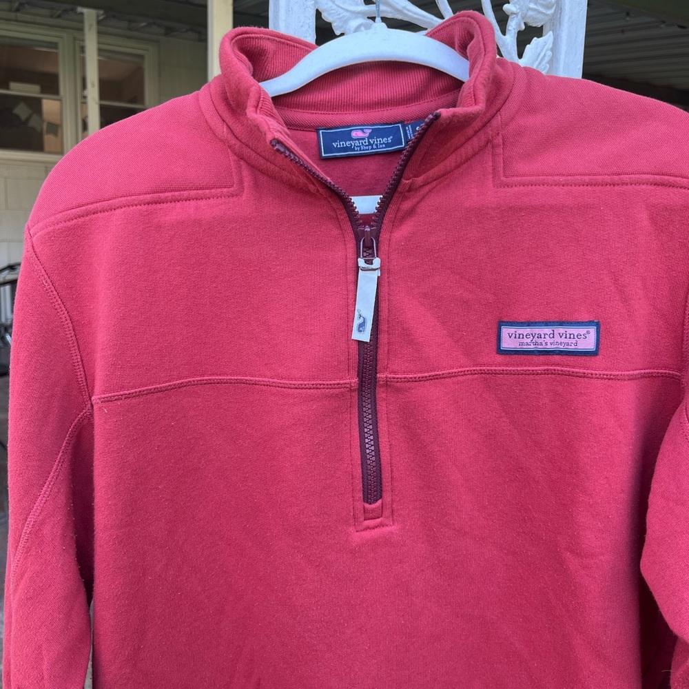 Vineyard Vines men’s crewneck
